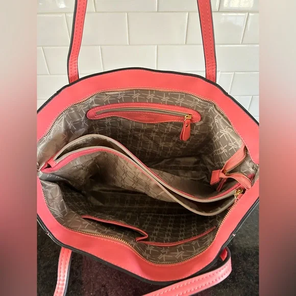 Cherry Chick leather tote - Picture 2 of 5